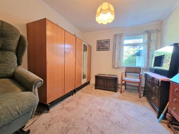Bedroom 2.jpeg