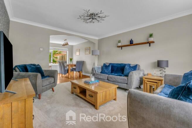 3 bed Semi-Detached for sale Image 10