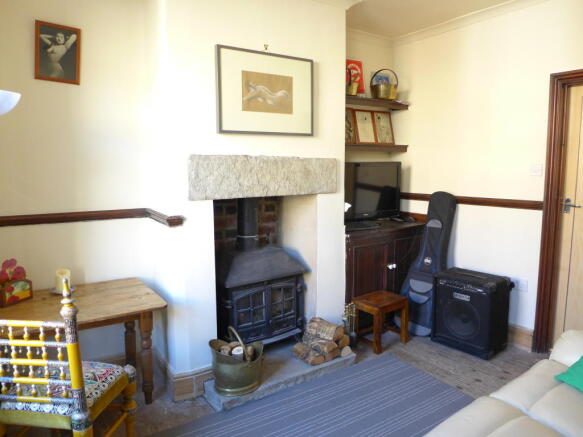Photo 3