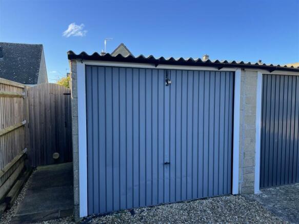 Garage.JPG