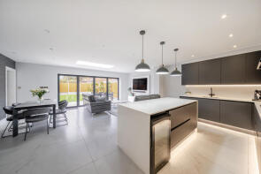 3, Whitfield Way, Rickmansworth WD3 8QT