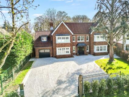 Kilmington Close, Hutton Mount, Brentwood, Essex, CM13