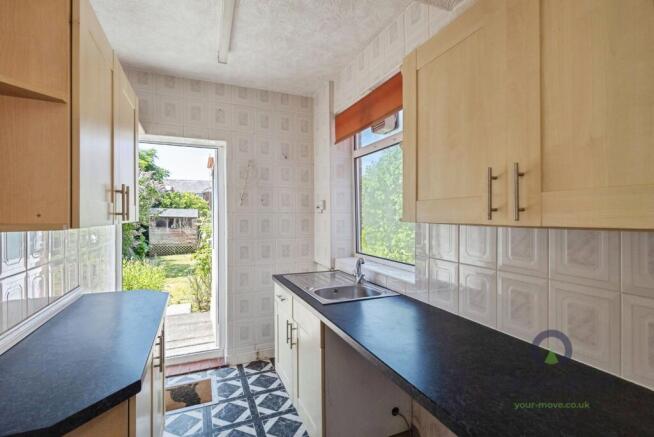 3 bed Semi-Detached for sale Image 4