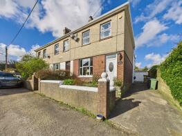 3, Hazel Terrace, Rough Street, Lanner TR16 6EP
