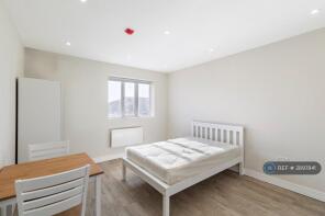 109a, North Approach, Watford WD25 0EP
