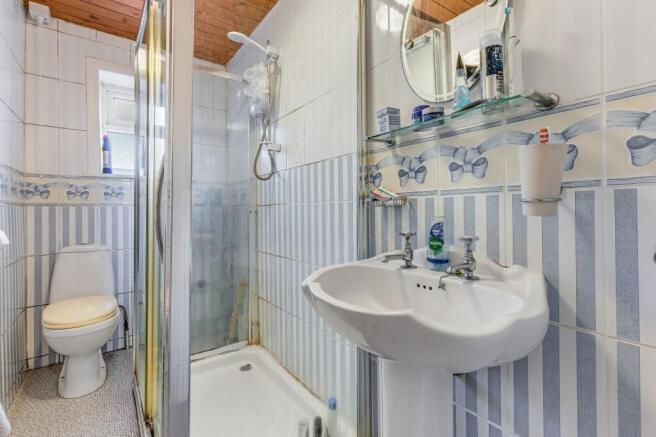 1 bed Flat for sale Image 6