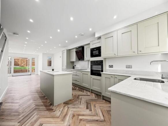 Kitchen/Family Toom