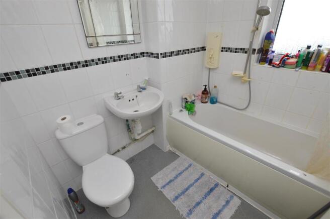 Bathroom.JPG
