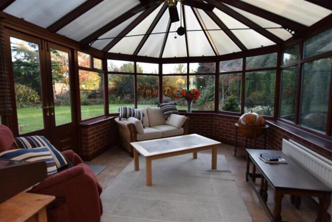 GARDEN CONSERVATORY