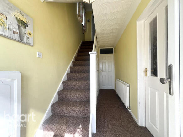 Kinross Crescent, Luton photo 2