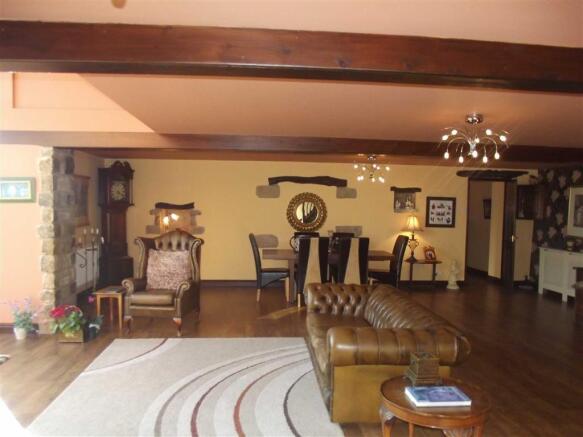 FORMAL LIVING ROOM