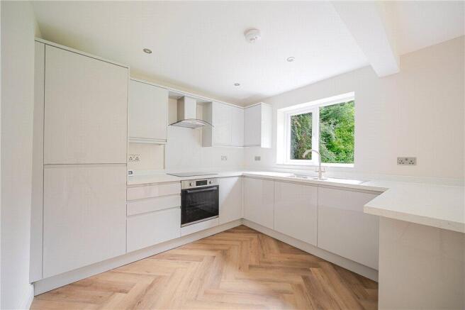 Green View, Scarcroft, Leeds, West Yorkshire photo 4