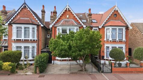 Empress Avenue, Wanstead
