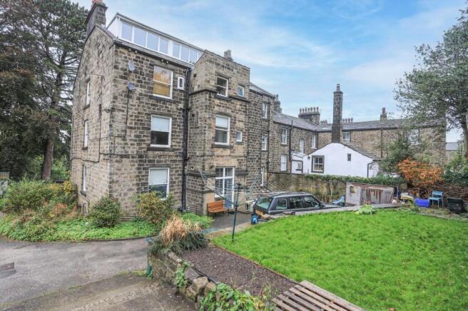 2 bed Apartment for sale Image 9