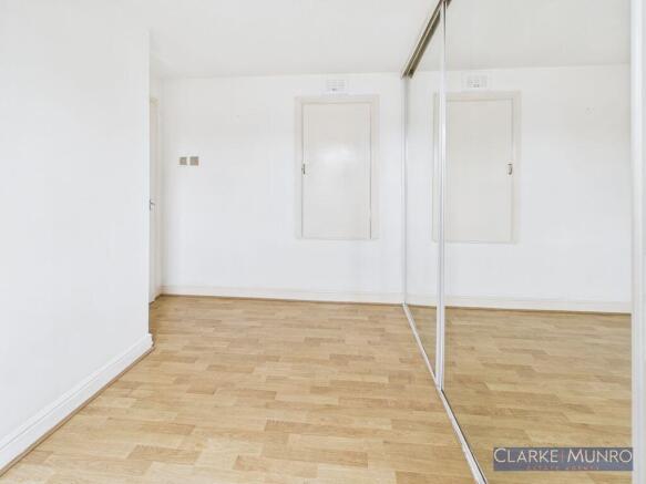 3 bed Semi-Detached for sale Image 7