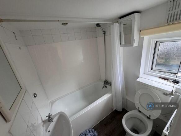 Toilet / Bath