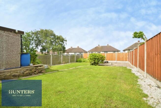 Almond Crescent, Mastin Moor, Chesterfield, S43 3AX photo 3