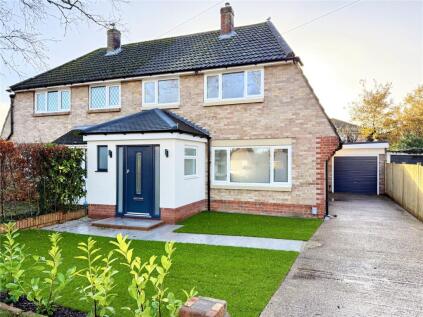 Chaplains Avenue, WATERLOOVILLE, Hampshire, PO8