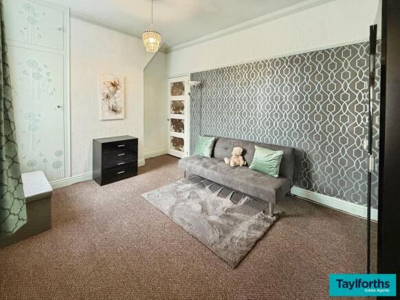 2 bed Terraced for sale Image 9