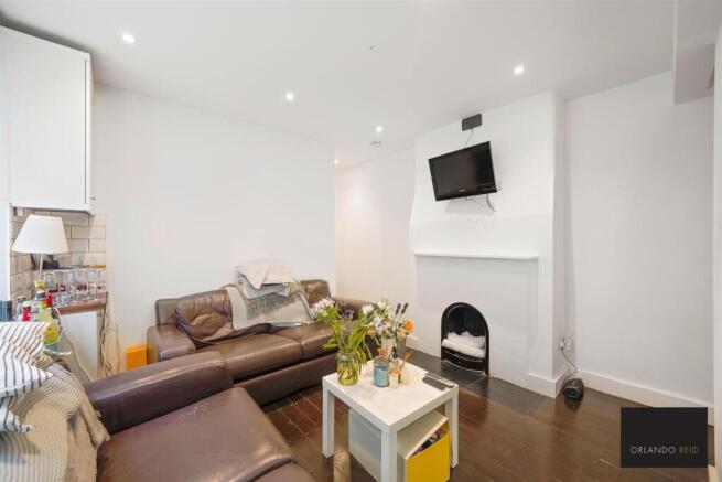 183 Latchmere Road - omVPWgtJi3nAnyUsLlJh.jpg
