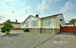 35, Dales Drive, Wimborne BH21 2JT