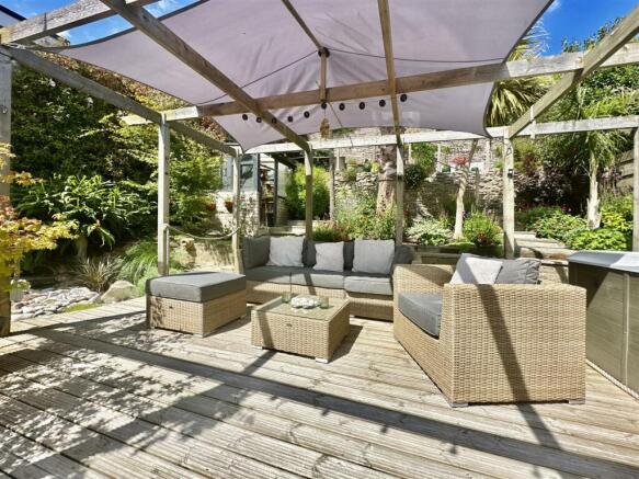 Outside Seating Area.jpg