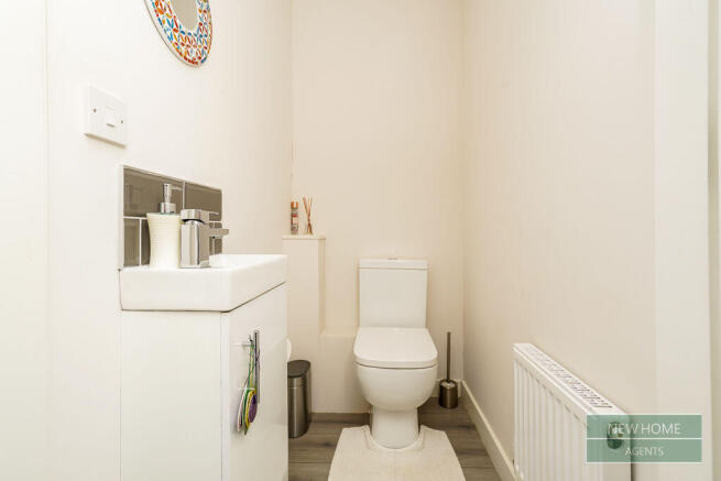 4 bed Terraced for sale Image 7