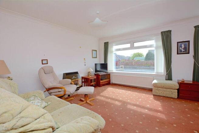 6 Hawthorn Gardens, Prestwick, KA9 2BB photo 3