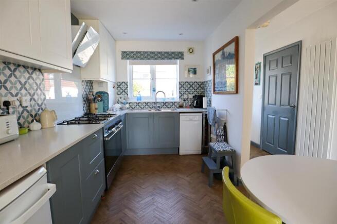 Kitchen.jpg