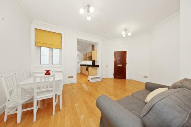 Reception room 3.jpg