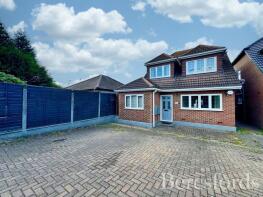 31, Lambs Lane South, Rainham RM13 9XH