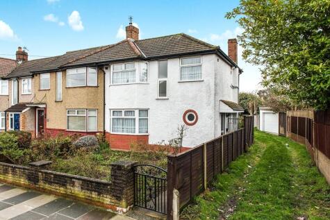 Hall Farm Drive, Whitton, Twickenham, TW2