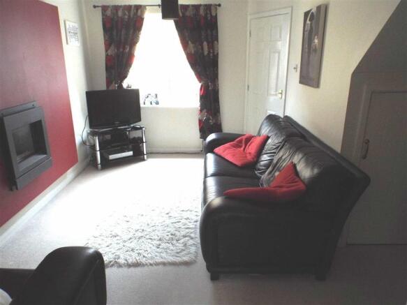 LOUNGE: