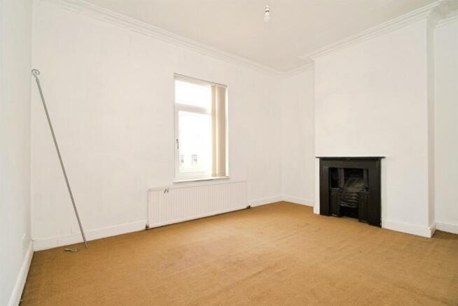 2 bed Terraced for sale Image 7
