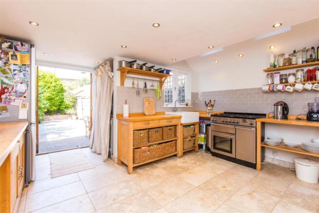 10 Morris Road-13.jpg