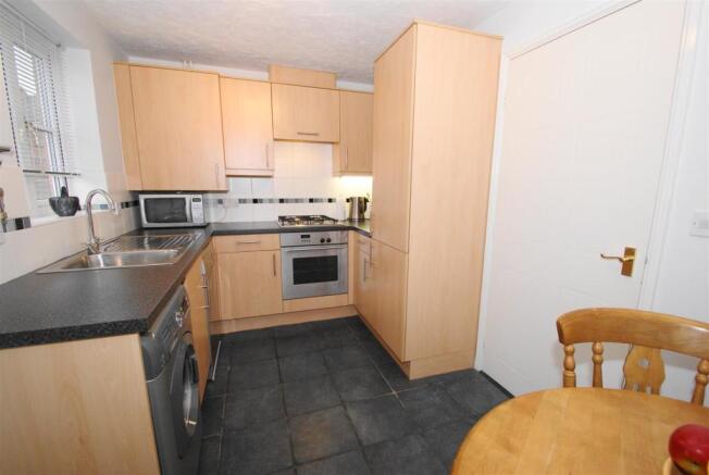 Price Close Kitchen 