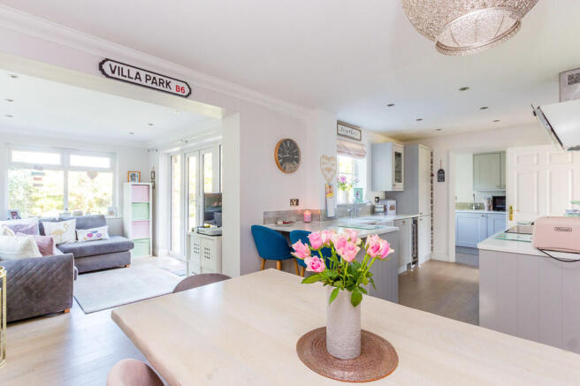 Kitchen/Dining Ro...