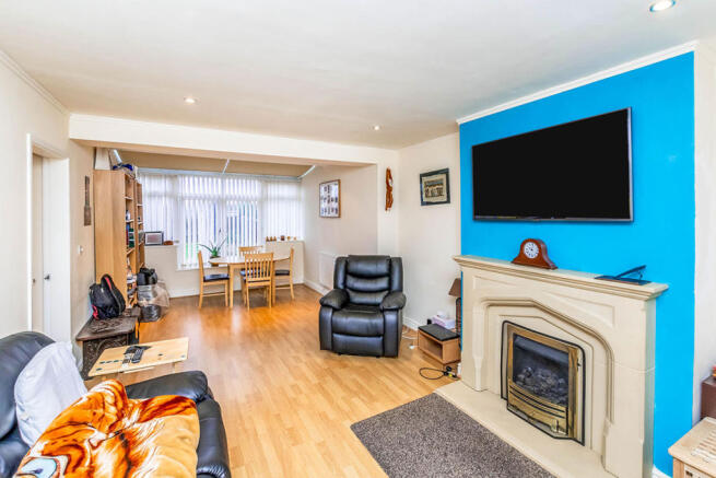 Lounge/Sitting Room