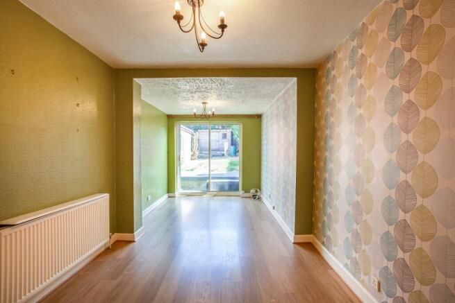 4 bed Semi-Detached for sale Image 8