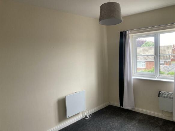 3 Butlin Close (11).JPG