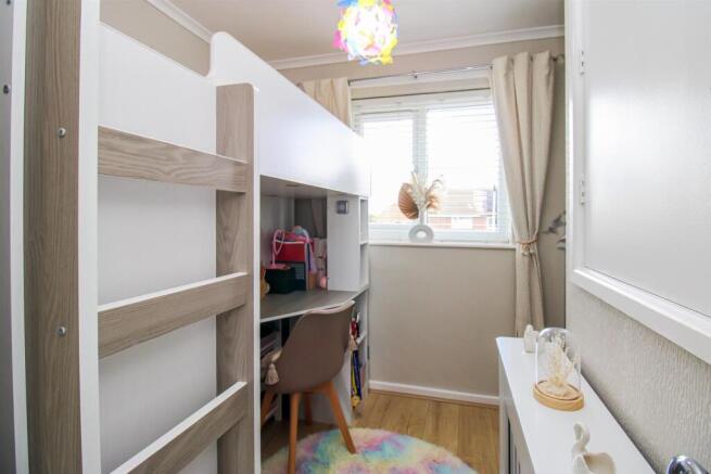 3 bed Town House for sale Image 8