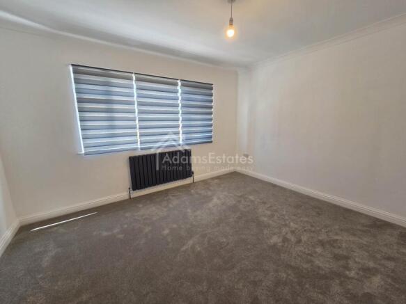 3 bed Semi-Detached Bungalow for sale Image 4