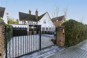 3 Inglesbey, The Bishops Avenue, East Finchley, London N2 0AP