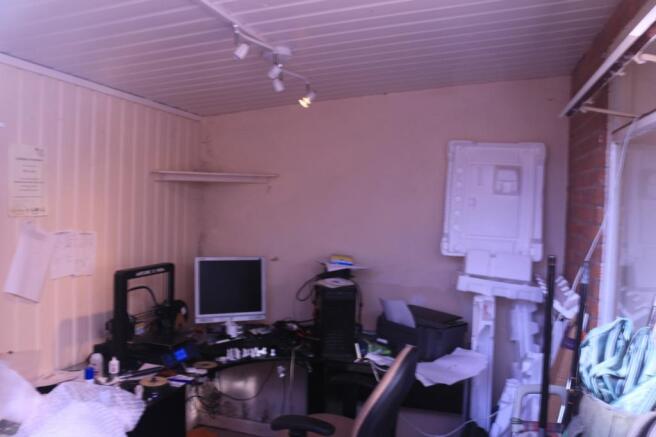 Photo 4