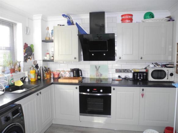 Kitchen.JPG
