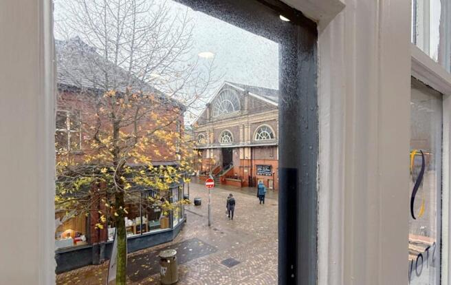 office-to-rent_altrincham_0000s_0001_Layer-261.p