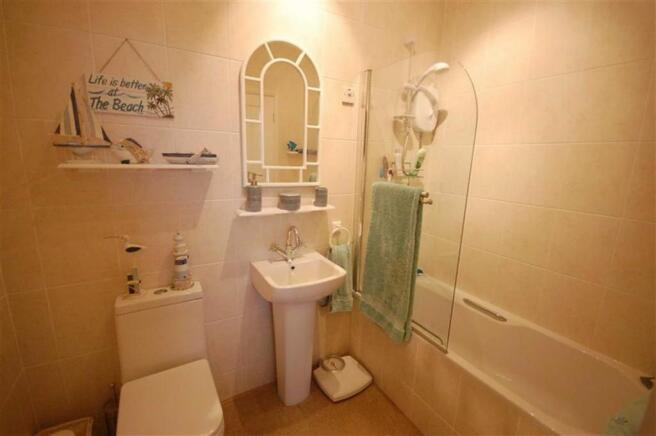 En-Suite Bathroom