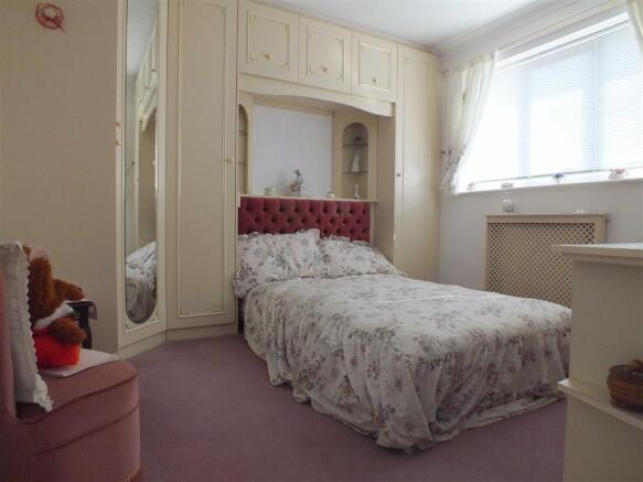 Bedroom (1)