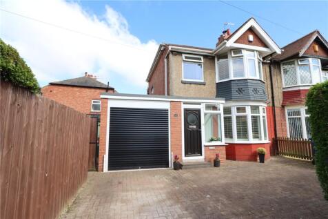 Chatsworth Gardens, Westerhope, Newcastle upon Tyne, Tyne and Wear, NE5