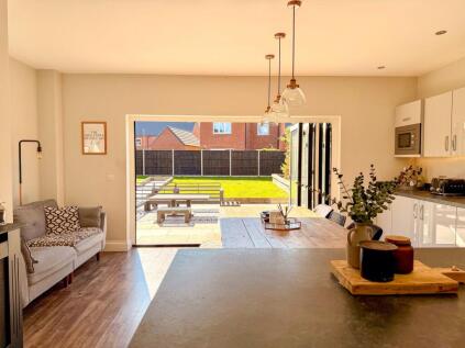 De Havilland Gardens, Bury, PE26